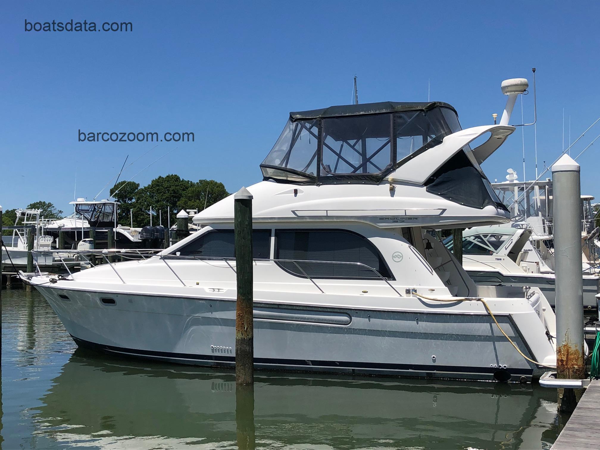 Bayliner 3788 opinión y ficha técnica