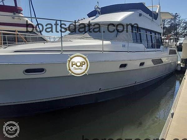 Bayliner 4387 Aft Cabin opinión y ficha técnica